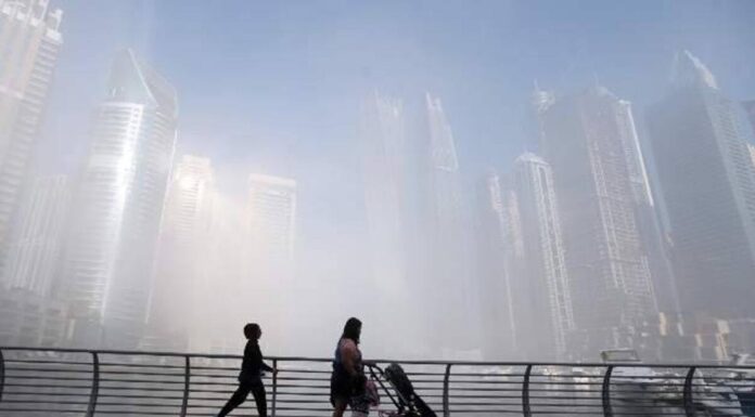 Hvorfor er det så fugtigt i Dubai – i september?