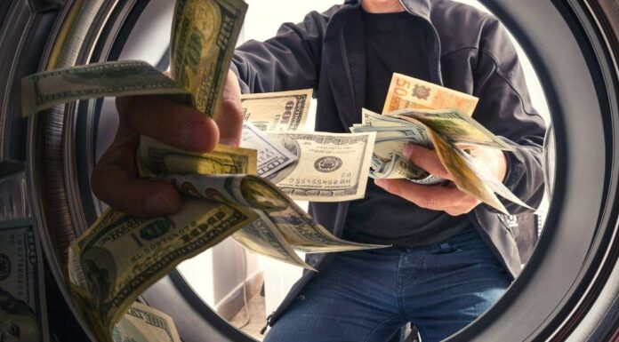 UAE hilser fjernelse fra EU’s liste over ‘højrisiko’ hvidvaskning af penge velkommen